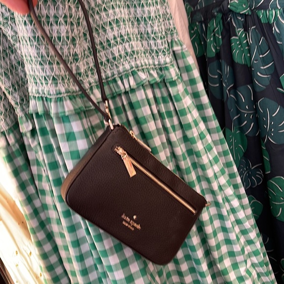 Kate Spade Leila Pebble Leather Convertible Wristlet Wallet Clutch 
Black - Picture 2 of 16